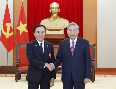 Governor of Japan’s Kanagawa prefecture welcomed in Vietnam